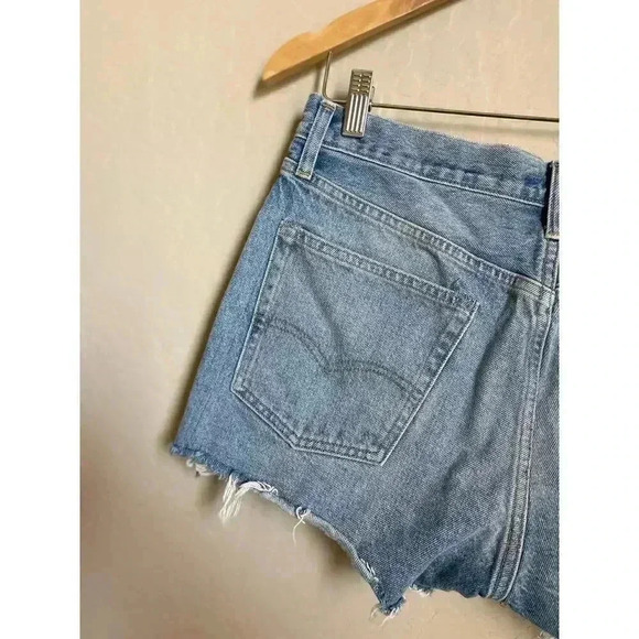 Levi's 501 Original Shorts Side Stripe Size 28 - Picture 10 of 13